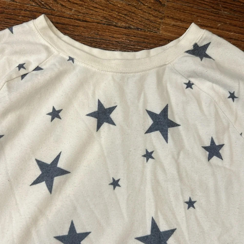 Grayson Threads Star Crew Sweater - Picture 4 of 5